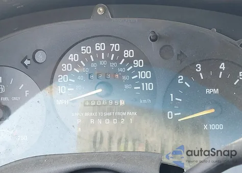 1998 Chevrolet Monte Carlo Ls from USA, damaged, VIN 2G1WW12M9W9325672